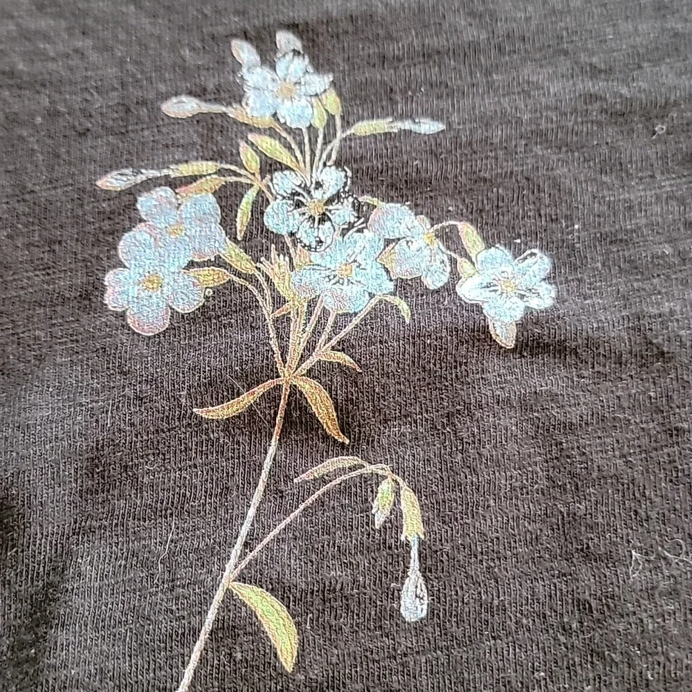 TORRID Short Sleeve Floral Design Tee Shirt Black Orange Blue size 2X 18-20 NWT - Picture 11 of 11